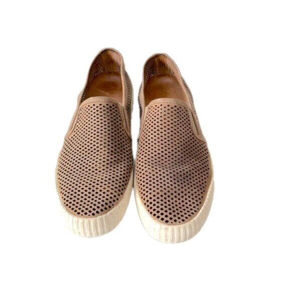 FRYE Slip-on Leather Sneakers Flats Light Brown White Soles Comfortable Sz 8 - Picture 9 of 9
